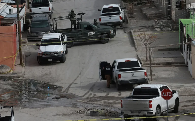 autoridades-acordonan-en-ciudad-juarez-casa-en-donde-se-hallaron-fosas-clandestinas